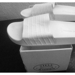 Steve Madden Slides